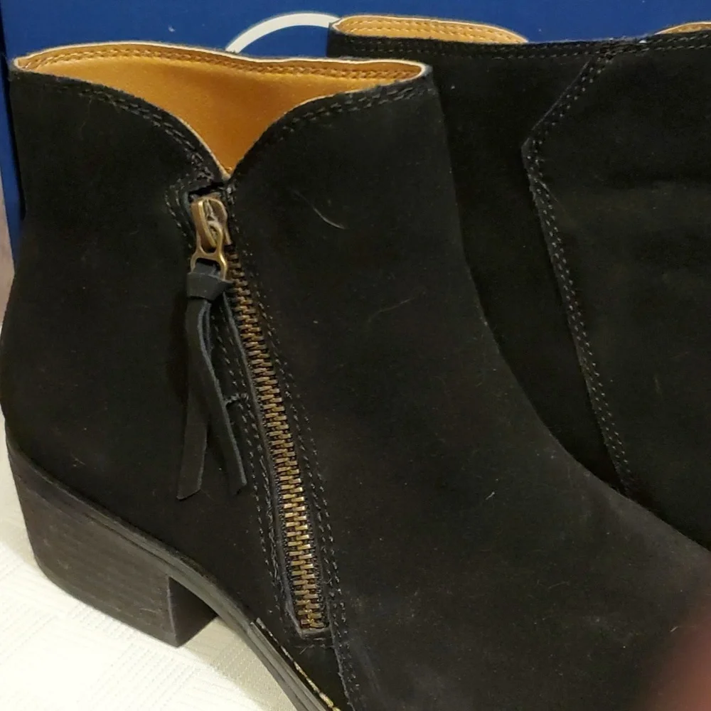 White Mountain Women's Side Zip Suede Leather Ankle Boot - Picture 2 of 8